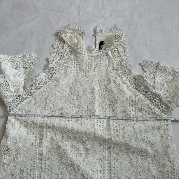 Sugar Lips Sugarlips Womens LACE HIGH Neck Open Shoulders TOP Blouse White Sz S - Picture 10 of 10